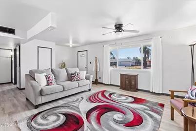 10508 W Sun City Boulevard, Sun City, AZ 85351 - Photo 7