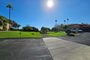 10410 N Cave Creek Rd, Phoenix, AZ 85020 - Photo 19