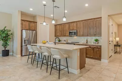 16949 W Cypress Street, Goodyear, AZ 85395 - Photo 7