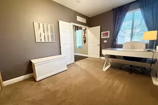 2878 S Cottonwood Dr, Gilbert, AZ 85295 - Photo 27
