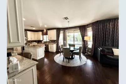 2878 S Cottonwood Drive, Gilbert, AZ 85295 - Photo 11