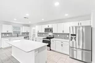 17159 W Blue Sky Dr, Surprise, AZ 85387 - Photo 7