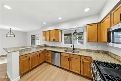 3357 E Windsong Drive, Phoenix, AZ 85048 - Photo 9