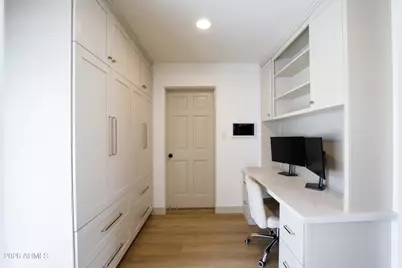 3033 E Turney Avenue, Phoenix, AZ 85016 - Photo 11