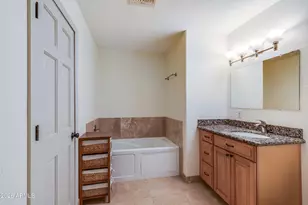 3033 E Turney Ave, Phoenix, AZ 85016 - Photo 15