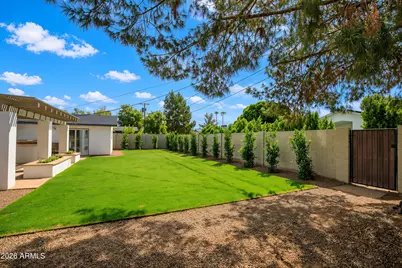 3033 E Turney Avenue, Phoenix, AZ 85016 - Photo 23