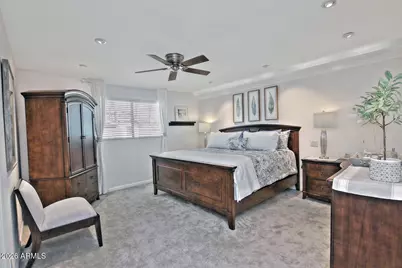 8432 E Turney Avenue, Scottsdale, AZ 85251 - Photo 15