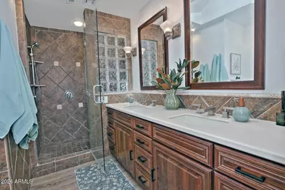 8432 E Turney Avenue, Scottsdale, AZ 85251 - Photo 17