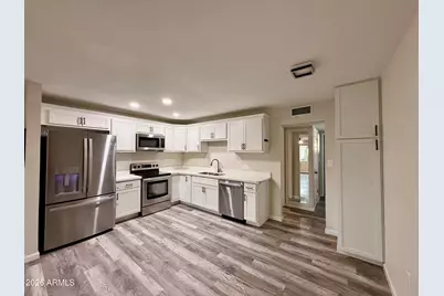 3425 W Golden Lane, Phoenix, AZ 85051 - Photo 9