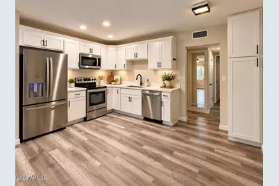3425 W Golden Lane, Phoenix, AZ 85051 - Photo 11