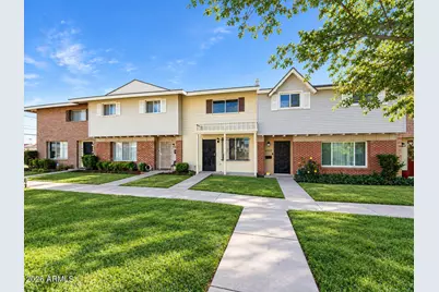 4488 E Belleview Street, Phoenix, AZ 85008 - Photo 1