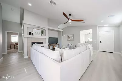 2252 E Mariposa Grande --, Phoenix, AZ 85024 - Photo 17