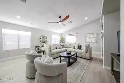 2252 E Mariposa Grande --, Phoenix, AZ 85024 - Photo 15
