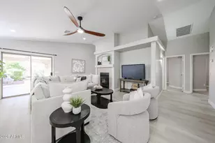 2252 E Mariposa Grande, Phoenix, AZ 85024 - Photo 13