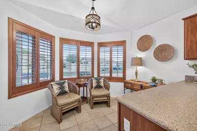 10817 W Irma Lane, Peoria, AZ 85373 - Photo 15