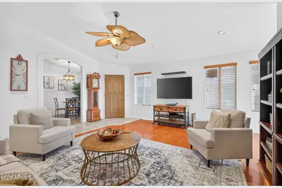 10817 W Irma Lane, Peoria, AZ 85373 - Photo 7