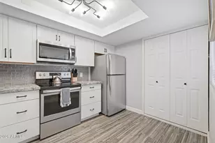 4201 E Camelback Rd, Phoenix, AZ 85018 - Photo 5