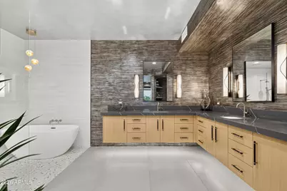 10651 E Fernwood Lane, Scottsdale, AZ 85262 - Photo 17