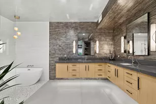 10651 E Fernwood Ln, Scottsdale, AZ 85262 - Photo 17