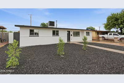 140 W Saragosa Street, Chandler, AZ 85225 - Photo 1