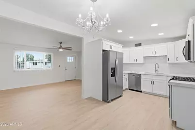 140 W Saragosa Street, Chandler, AZ 85225 - Photo 5