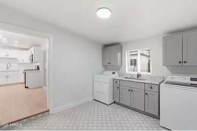 140 W Saragosa Street, Chandler, AZ 85225 - Photo 11