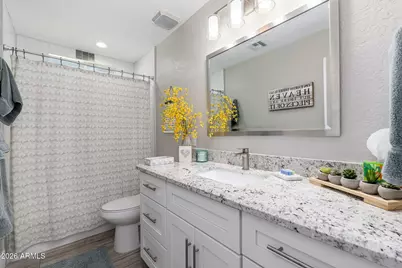 8614 E Clarendon Avenue, Scottsdale, AZ 85251 - Photo 13