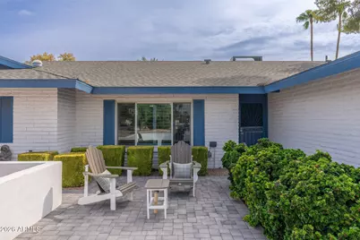 8614 E Clarendon Avenue, Scottsdale, AZ 85251 - Photo 7