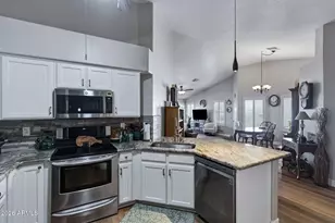 20636 N 104th Ave, Peoria, AZ 85382 - Photo 23