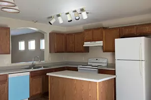 8065 N 109th Ln, Peoria, AZ 85345 - Photo 17