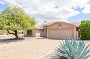 9845 W Escuda Dr, Peoria, AZ 85382 - Photo 1