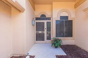 9845 W Escuda Dr, Peoria, AZ 85382 - Photo 3