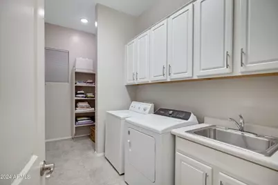 41650 W Harvest Moon Drive, Maricopa, AZ 85138 - Photo 23