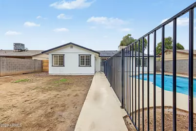 8925 W Meadowbrook Avenue, Phoenix, AZ 85037 - Photo 31