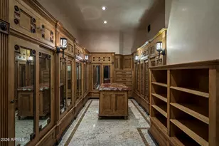 8100 N 68th St, Paradise Valley, AZ 85253 - Photo 27