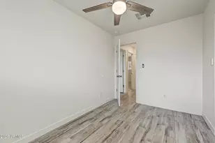 11464 N 24th Dr, Phoenix, AZ 85029 - Photo 17