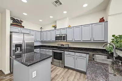 42424 N Gavilan Peak Parkway #28102, Anthem, AZ 85086 - Photo 19