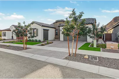 5878 N 207th Avenue, Buckeye, AZ 85396 - Photo 9