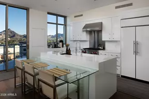 2402 E Esplanade Ln, Phoenix, AZ 85016 - Photo 7
