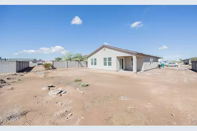 8693 W Valdez Drive, Arizona City, AZ 85123 - Photo 25