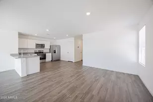 8693 W Valdez Dr, Arizona City, AZ 85123 - Photo 5