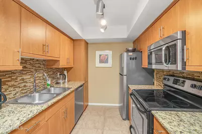 7350 N Via Paseo Del Sur -- #O105, Scottsdale, AZ 85258 - Photo 5