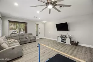 3369 W Hemingway Ln, Anthem, AZ 85086 - Photo 5