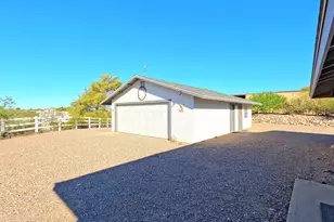 35155 S Turtle Creek Rd, Wickenburg, AZ 85390 - Photo 45