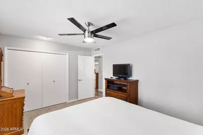 10918 W Caron Drive, Sun City, AZ 85351 - Photo 11
