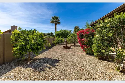 9907 E Wood Drive, Scottsdale, AZ 85260 - Photo 39