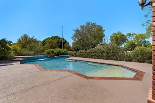 1001 E Caroline Ln, Tempe, AZ 85284 - Photo 41