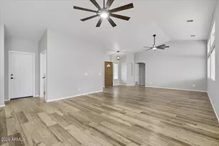 1230 E Clearview Dr, Casa Grande, AZ 85122 - Photo 11