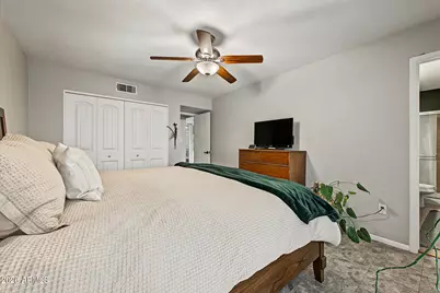 2917 W Laurel Lane, Phoenix, AZ 85029 - Photo 13