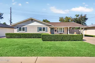 2734 E Highland Ave, Phoenix, AZ 85016 - Photo 1